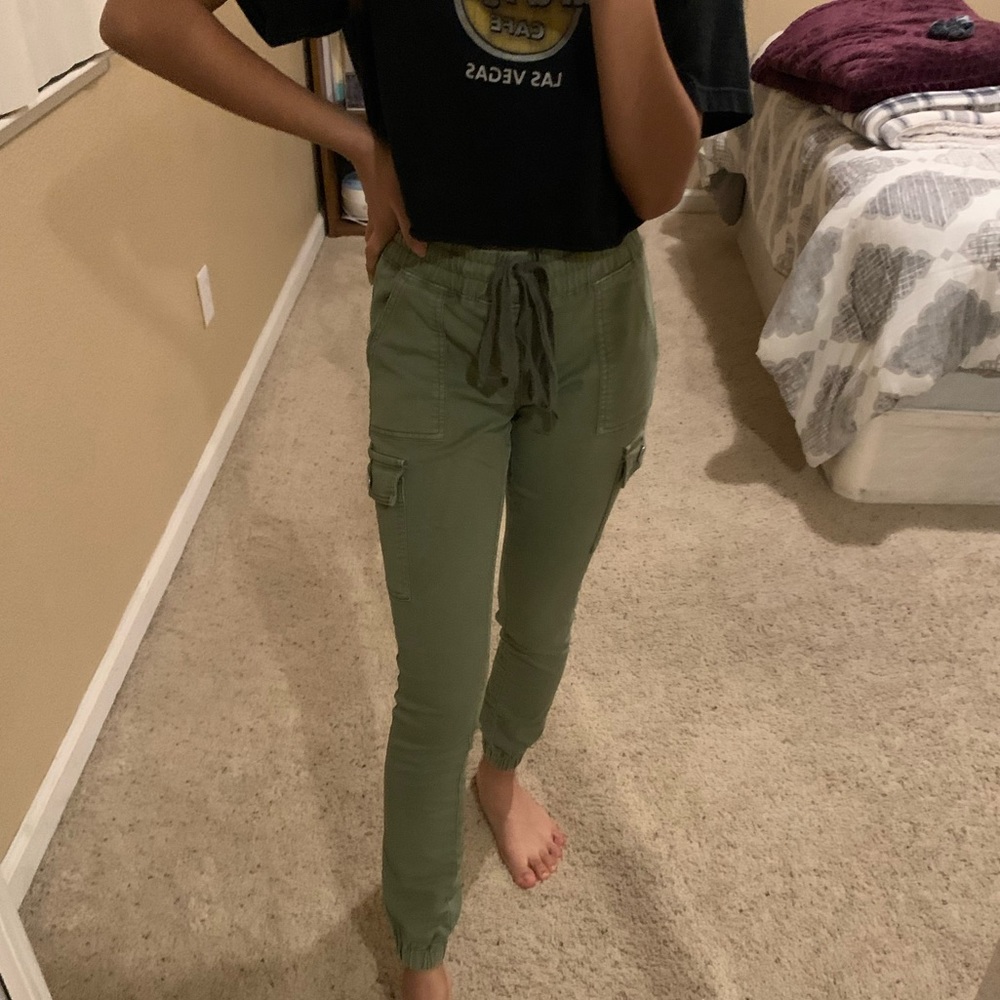 🍃 army green pants